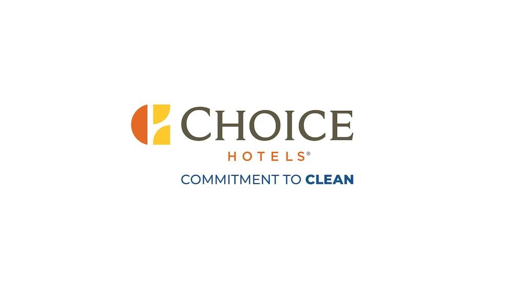 Econo Lodge Уиллоубрук Экстерьер фото